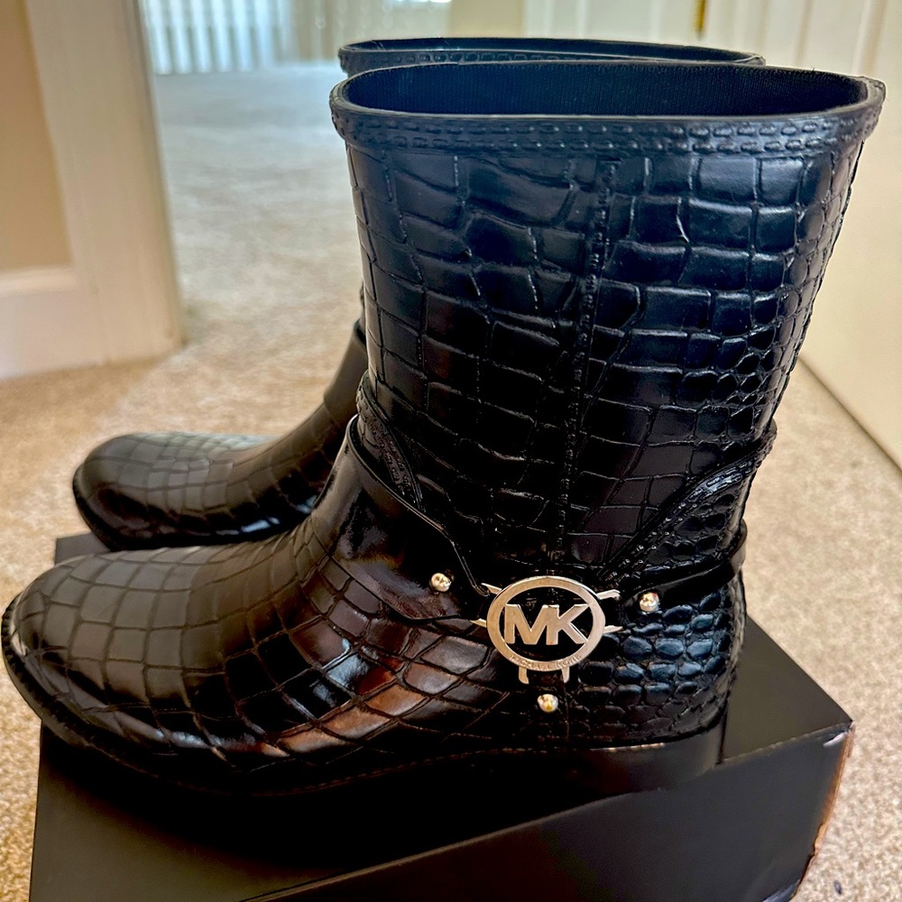 Michael Kors Crocodile Bootie